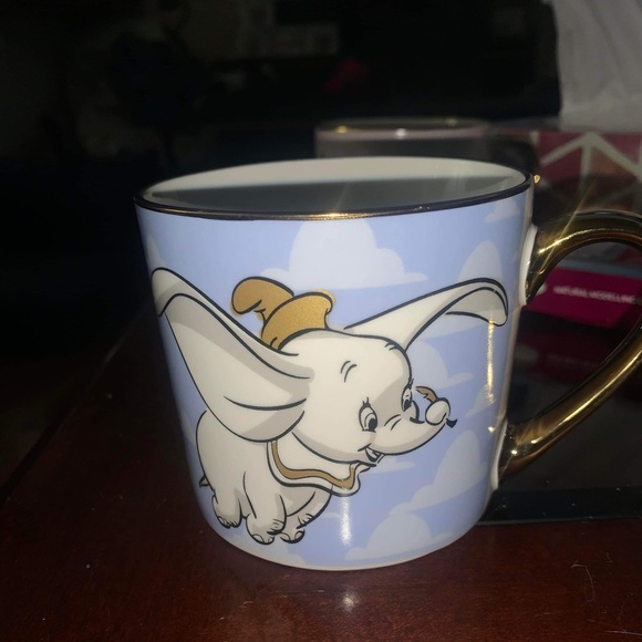 UNOPENED Gold Handle + Trim Mug - Disney Animals- Marie - Dumbo - 101 Dalmatians - Picture 12 of 15